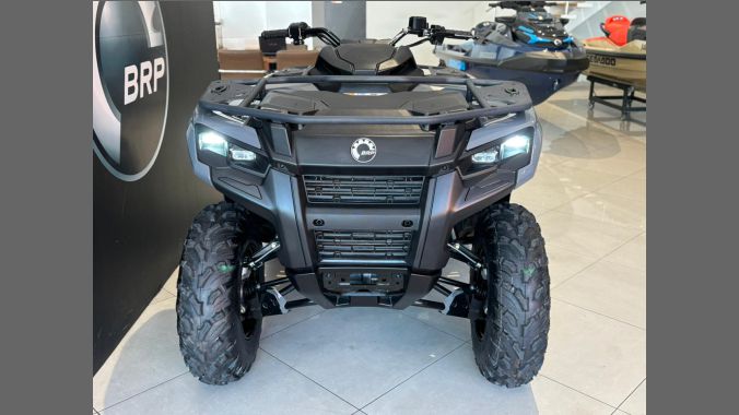 04 Outlander 500