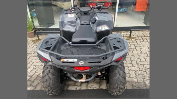 04 Outlander 500