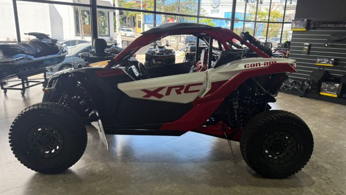 04 Maverick X3 Xrc