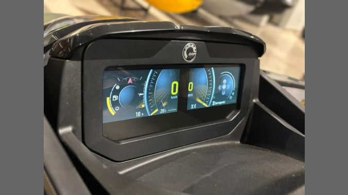 03 GTX 300 Limited 159