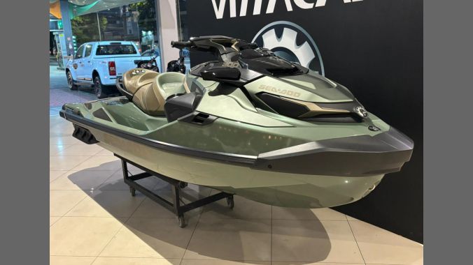 07 GTX 300 Limited 159