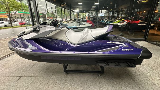 02 Sea Doo GTI 170 SE 2025