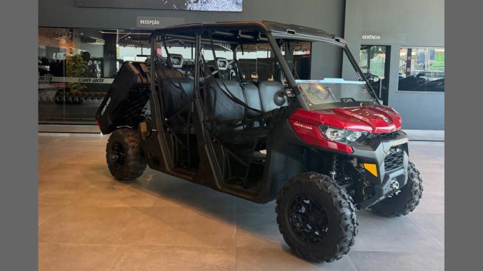 06 Can Am Defender Max HD9 2025
