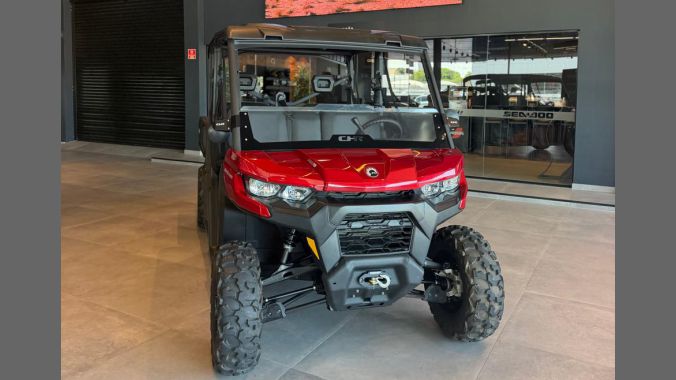 07 Can Am Defender Max HD9 2025